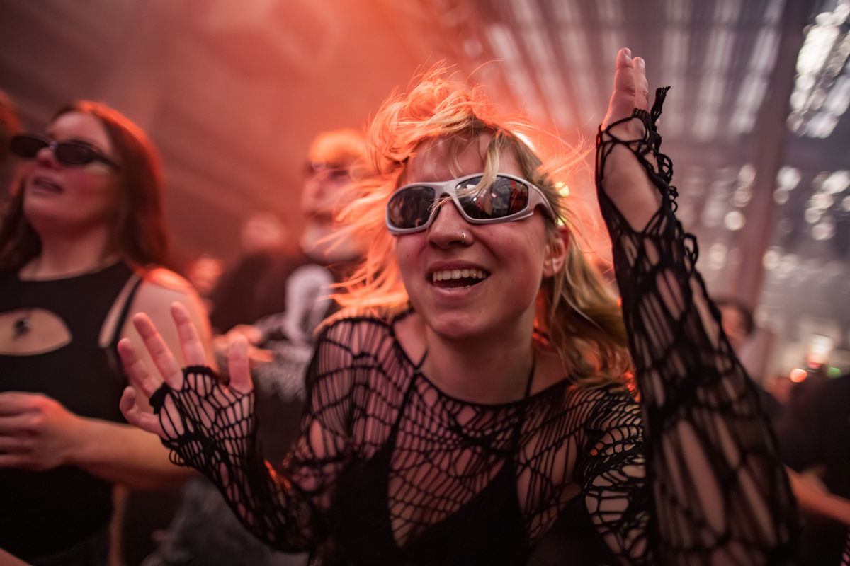 Loading... just a sec